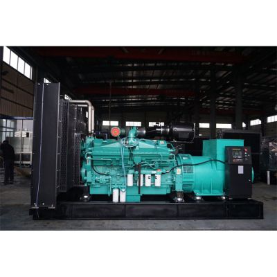 1000kw重慶康明斯柴油發(fā)電機(jī)組-重慶康明斯12缸柴油機(jī)KTA38-G9柴油發(fā)電機(jī)組,缸徑/行程：159/159mm,柴油發(fā)電機(jī)組水冷發(fā)動(dòng)機(jī)功率1089KW,柴油發(fā)電機(jī)組配套馬拉松斯坦福發(fā)電機(jī)。廠價(jià)直銷歡迎選購(gòu)：13773399855。