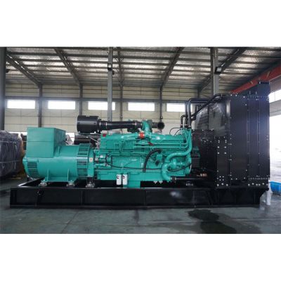 1200kw重慶康明斯柴油發(fā)電機(jī)組-重慶康明斯16缸柴油機(jī)KTA50-G8柴油發(fā)電機(jī)組,缸徑/行程：159/159mm,柴油發(fā)電機(jī)組水冷發(fā)動(dòng)機(jī)功率1429KW,柴油發(fā)電機(jī)組配套馬拉松斯坦福發(fā)電機(jī)。廠價(jià)直銷歡迎選購(gòu)：13773399855。