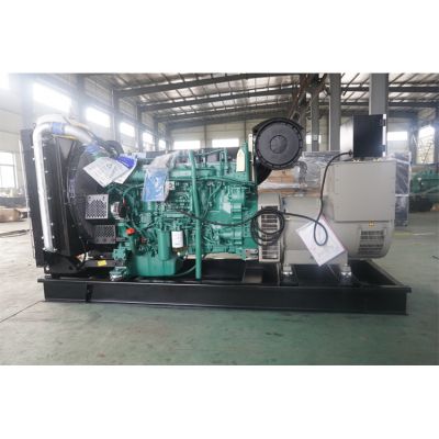 250kw沃爾沃柴油發(fā)電機(jī)組-沃爾沃6缸柴油機(jī)TAD1341GE柴油發(fā)電機(jī)組,缸徑/行程：131/150mm,柴油發(fā)電機(jī)組水冷發(fā)動(dòng)機(jī)功率252KW,柴油發(fā)電機(jī)組配套馬拉松斯坦福發(fā)電機(jī)。廠價(jià)直銷歡迎選購(gòu)：13773399855。