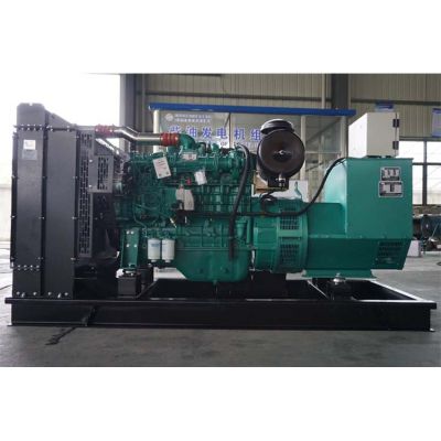 150kw玉柴柴油發(fā)電機(jī)組-玉柴6缸柴油機(jī)YC6A245L-D20柴油發(fā)電機(jī)組,缸徑/行程：108/132mm,柴油發(fā)電機(jī)組水冷發(fā)動(dòng)機(jī)功率181.5KW,柴油發(fā)電機(jī)組配套馬拉松斯坦福發(fā)電機(jī)。廠價(jià)直銷歡迎選購(gòu)：13773399855。