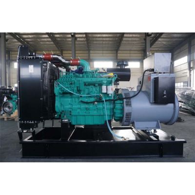 150kw東風(fēng)康明斯柴油發(fā)電機(jī)組-東風(fēng)康明斯6缸柴油機(jī)6CTAA8.3-G2柴油發(fā)電機(jī)組,缸徑/行程：114/135mm,柴油發(fā)電機(jī)組水冷發(fā)動(dòng)機(jī)功率183KW,柴油發(fā)電機(jī)組配套馬拉松斯坦福發(fā)電機(jī)。廠價(jià)直銷歡迎選購(gòu)：13773399855。