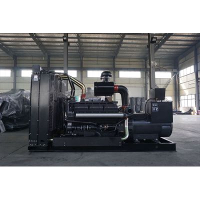 500kw上柴正新柴油發(fā)電機(jī)組-上柴正新12缸柴油機(jī)12V135BZLD-1柴油發(fā)電機(jī)組,缸徑/行程：135/155mm,柴油發(fā)電機(jī)組水冷發(fā)動(dòng)機(jī)功率550KW,柴油發(fā)電機(jī)組配套馬拉松斯坦福發(fā)電機(jī)。廠價(jià)直銷歡迎選購：13773399855。