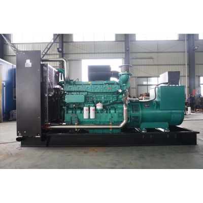 600kw玉柴柴油發(fā)電機(jī)組-玉柴6缸柴油機(jī)YC6TD840-D31柴油發(fā)電機(jī)組,缸徑/行程：152/180mm,柴油發(fā)電機(jī)組水冷發(fā)動(dòng)機(jī)功率616KW,柴油發(fā)電機(jī)組配套馬拉松斯坦福發(fā)電機(jī)。廠價(jià)直銷歡迎選購：13773399855。