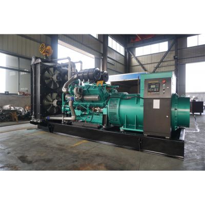 300kw南通股份柴油發(fā)電機(jī)組-南通股份6缸柴油機(jī)NT151LU31柴油發(fā)電機(jī)組,缸徑/行程：138/168mm,柴油發(fā)電機(jī)組水冷發(fā)動(dòng)機(jī)功率341KW,柴油發(fā)電機(jī)組配套馬拉松斯坦福發(fā)電機(jī)。廠價(jià)直銷歡迎選購(gòu)：13773399855。