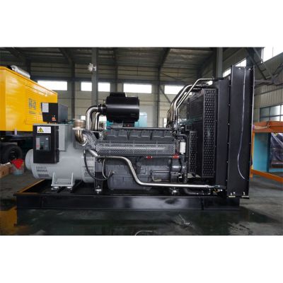 600kw無錫動(dòng)力柴油發(fā)電機(jī)組-無錫動(dòng)力12缸柴油機(jī)WD269TAD56柴油發(fā)電機(jī)組,缸徑/行程：138/150mm,柴油發(fā)電機(jī)組水冷發(fā)動(dòng)機(jī)功率616KW,柴油發(fā)電機(jī)組配套馬拉松斯坦福發(fā)電機(jī)。廠價(jià)直銷歡迎選購：13773399855。