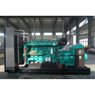 1000kw玉柴柴油發(fā)電機(jī)組-玉柴6缸柴油機(jī)YC6C1660-D30柴油發(fā)電機(jī)組,缸徑/行程：200/210mm,柴油發(fā)電機(jī)組水冷發(fā)動(dòng)機(jī)功率:1221KW,柴油發(fā)電機(jī)組配套馬拉松斯坦福發(fā)電機(jī)。廠價(jià)直銷歡迎選購(gòu)：13773399855。