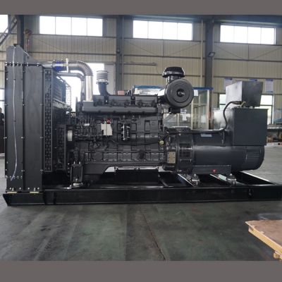 500kw上柴動力柴油發(fā)電機(jī)組-上動力6缸柴油機(jī)6KTAA25-G35柴油發(fā)電機(jī)組,缸徑/行程：170/185mm,柴油發(fā)電機(jī)組水冷發(fā)動機(jī)功率572KW,柴油發(fā)電機(jī)組配套馬拉松斯坦福發(fā)電機(jī)。廠價直銷歡迎選購：13773399855。